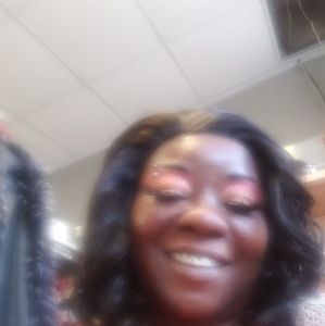 Meet your Posher, Iris